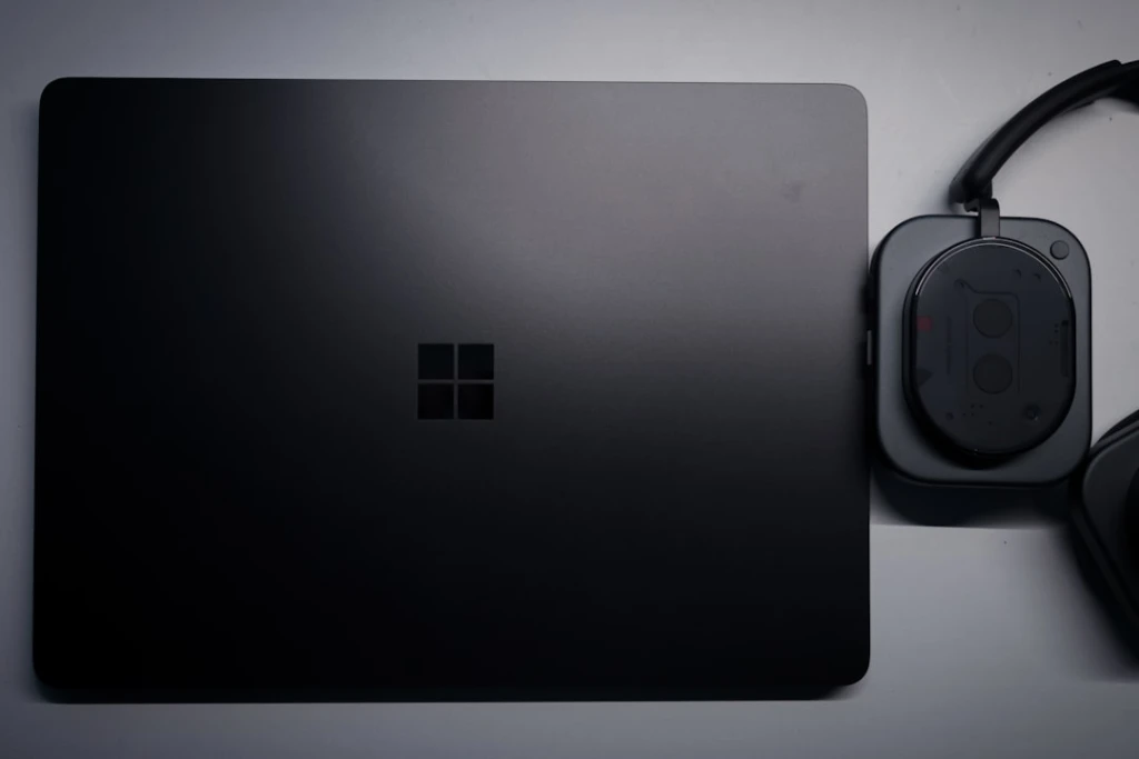Microsoft выпустил три собственные AI-модели: MAI-Transcribe-1, MAI-Voice-1 и MAI-Image-2