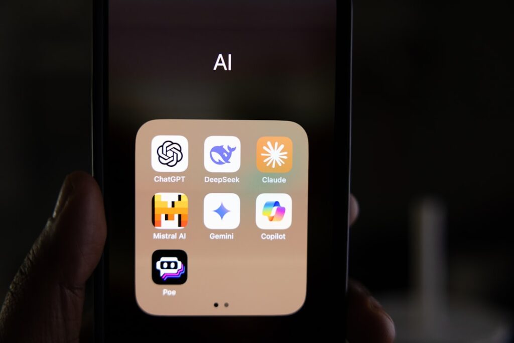 iOS 27 может дать выбор между Gemini, Claude и другими AI-моделями