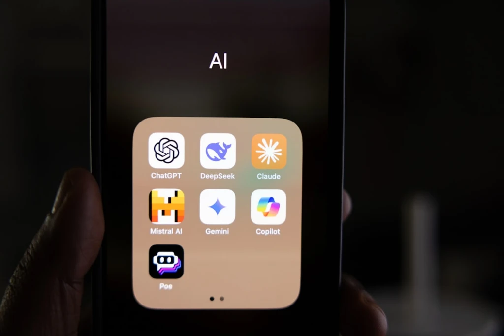 iOS 27 может дать выбор между Gemini, Claude и другими AI-моделями