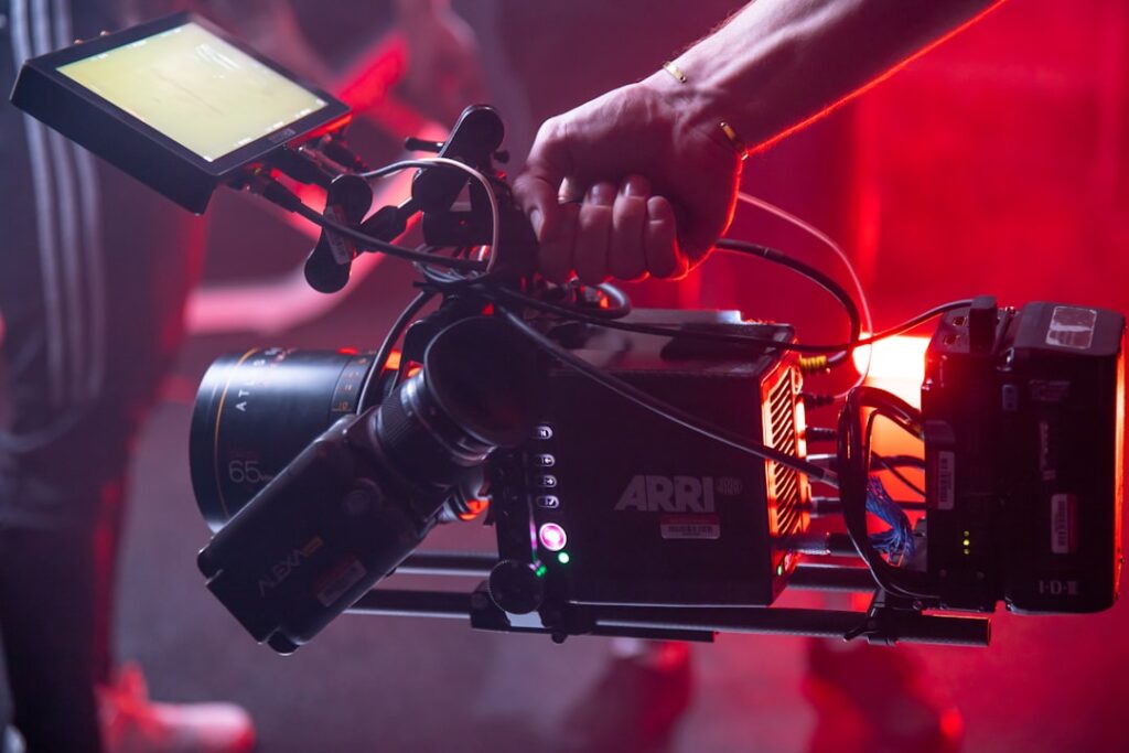 iQIYI запустил Nadou Pro — первый AI-агент для профессионального кинопроизводства в Китае