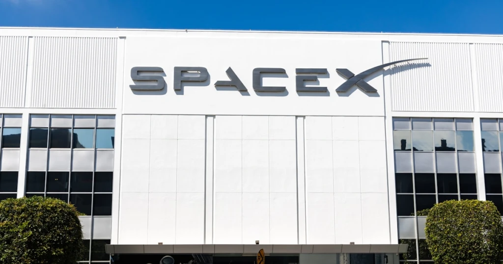 SpaceX купила Cursor за $60 млрд, а Anthropic заблокировали Fable 5 для иностранцев